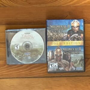 Sega Medieval II Total War Gold Edition Reg Key & Viking Invasion Expansion Pack